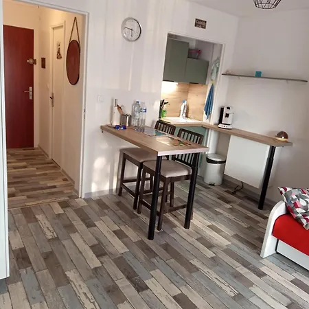 Renove Avec Balcon Et Vue Degagee * Gréoux-les-Bains