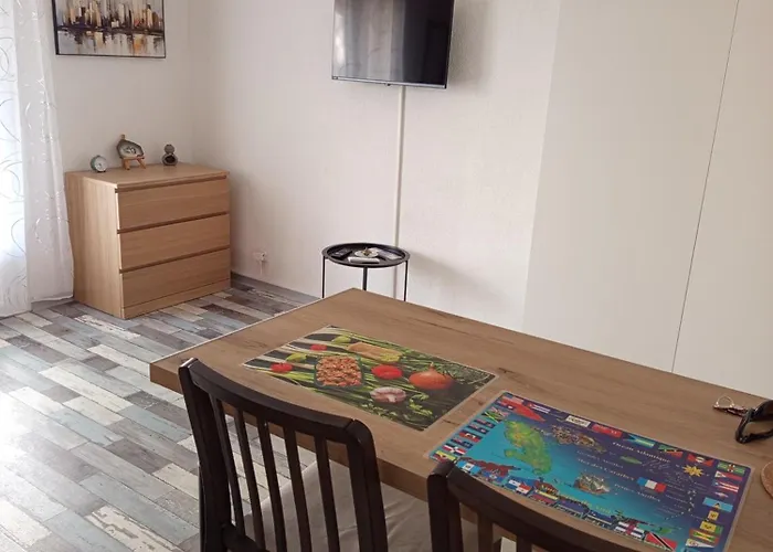 Renove Avec Balcon Et Vue Degagee Greoux-les-Bains